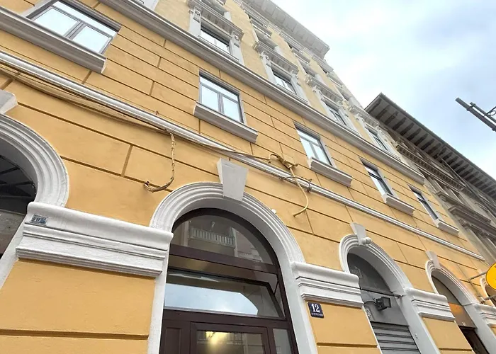 Casa Gardina Daire Trieste